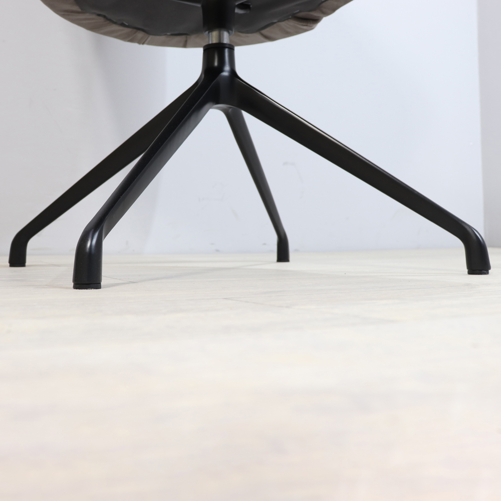 Стілець Томмі Стар-4 Ніжки Чорні Сієна 1005 Хазелнат (25)