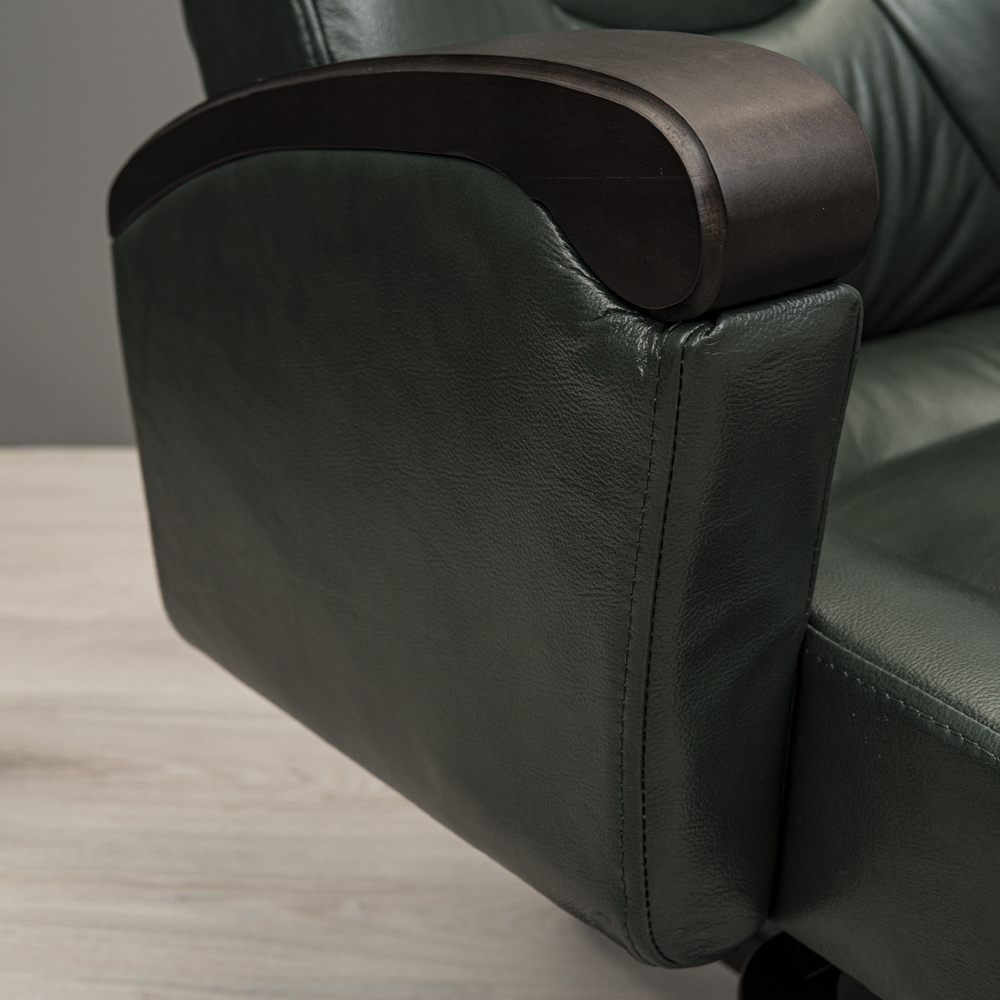 Крісло Бос Віп Горіх М-3 Мадрас 94 (Прогумовані Колеса) (9) (1)